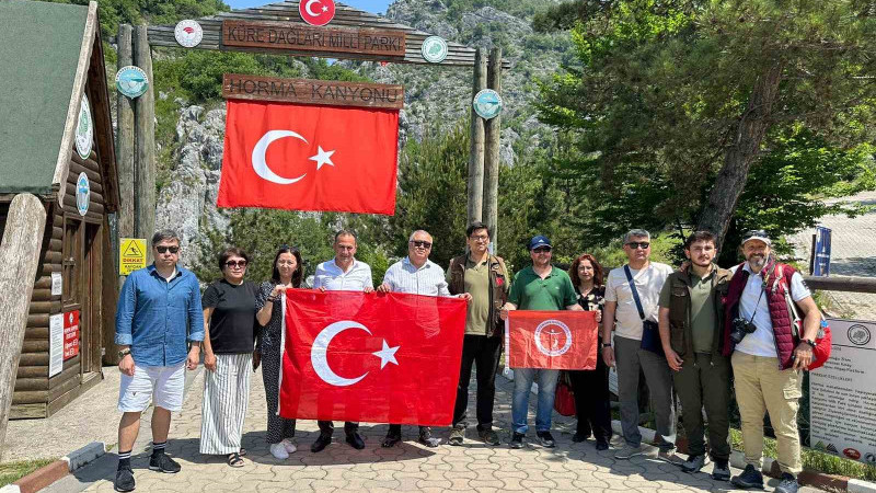 Kastamonu’yu gelen Kazakistan heyeti, Horma Kanyonuna ve cam terasa hayran kaldı