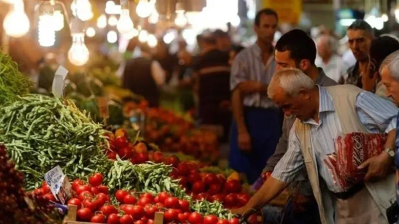 Şişli Belediyesi’nden emeklilere 5 bin liralık ‘pazar alışveriş desteği’