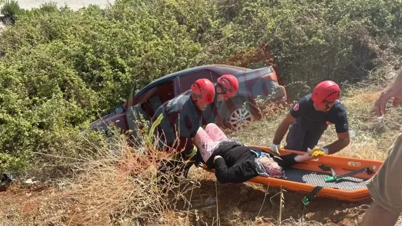 Alanya'da yayla yolunda korkutan kaza! Otomobil metrelerce uçtu