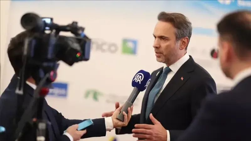 Doğal gaz ve elektriğe zam gelecek mi? Bakan Bayraktar açıkladı.