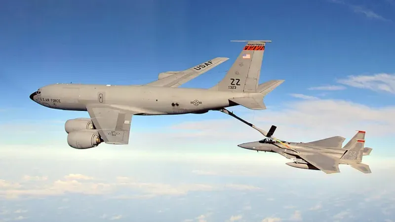 CENTCOM duyurdu: ABD yakıt ikmal uçağı düştü 